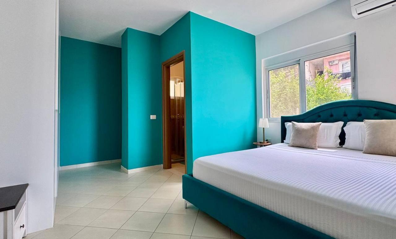 Colorful Sea View Apartment Sarandë Esterno foto